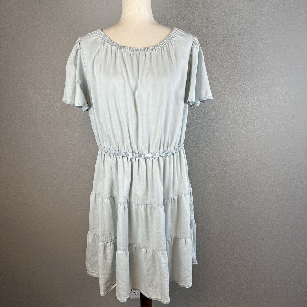 Lane Bryant Women Tiered Dress Size 16 Blue Tencel Chambray Short Sleeves Pocket